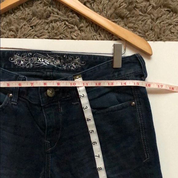Express jeans, Boot style, size 4r, almost new..👖 (2) - Picture 8 of 16